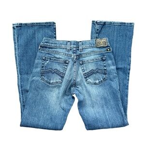 VTG LUCKY BRAND Y2K SWEET’ N LOW MID-WASH DENIM JEANS // SIZE 25🩵
